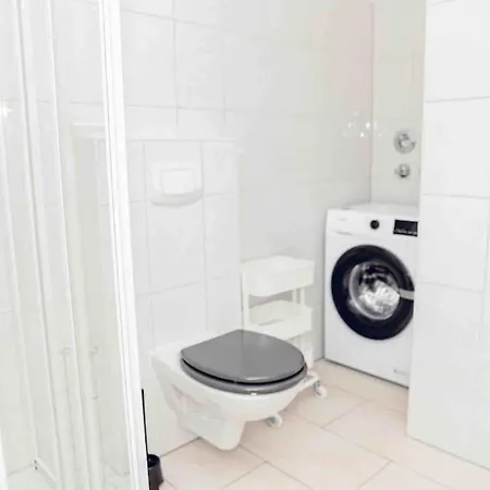 B01 In Apartment *