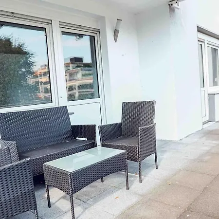 Apartment B01 In *